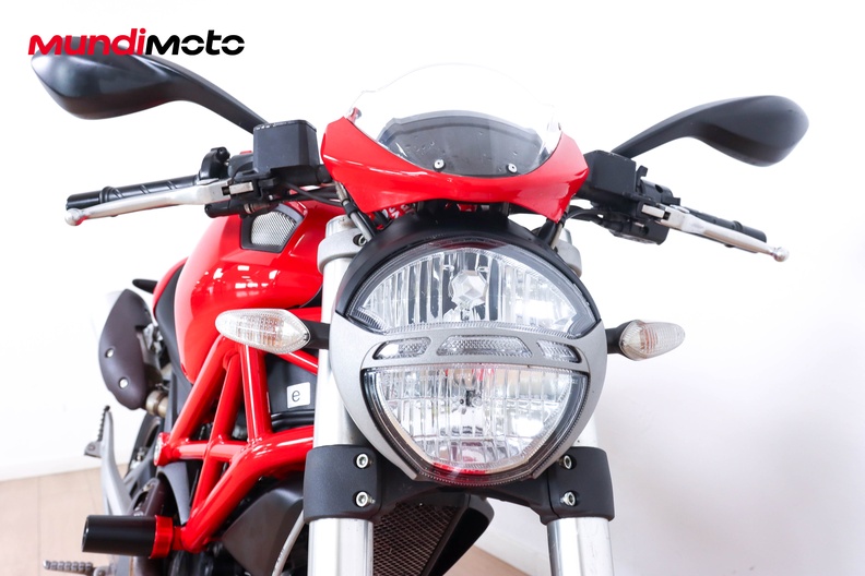 Motorbike image 4