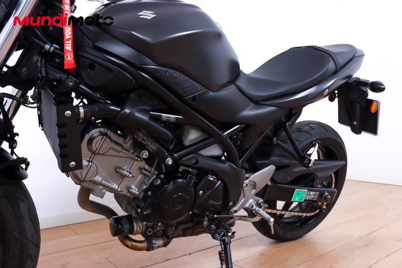 Motorbike image 8