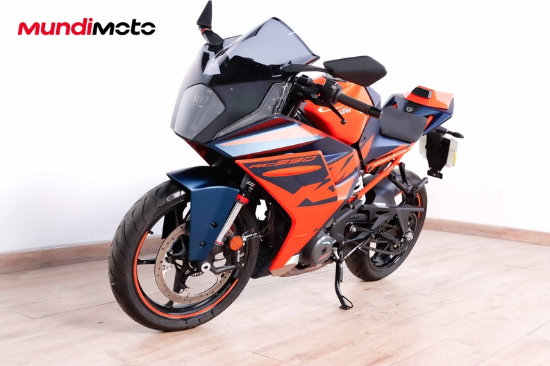 Motorbike image 7