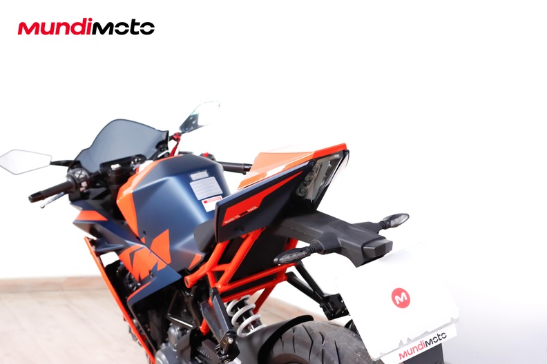 Motorbike image 9