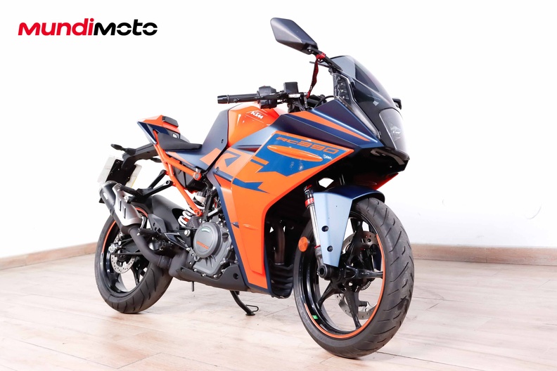 Motorbike image 1