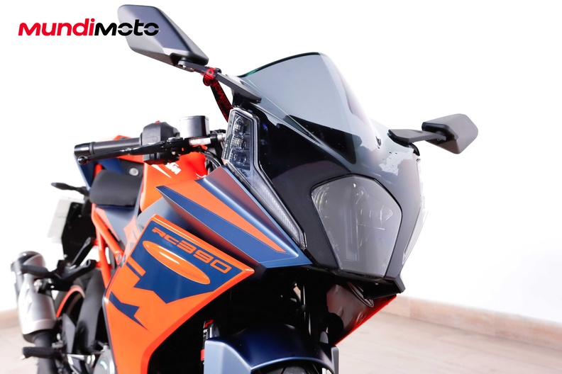 Motorbike image 4