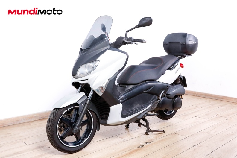Motorbike image 6