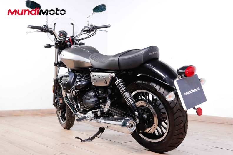 Motorbike image 6