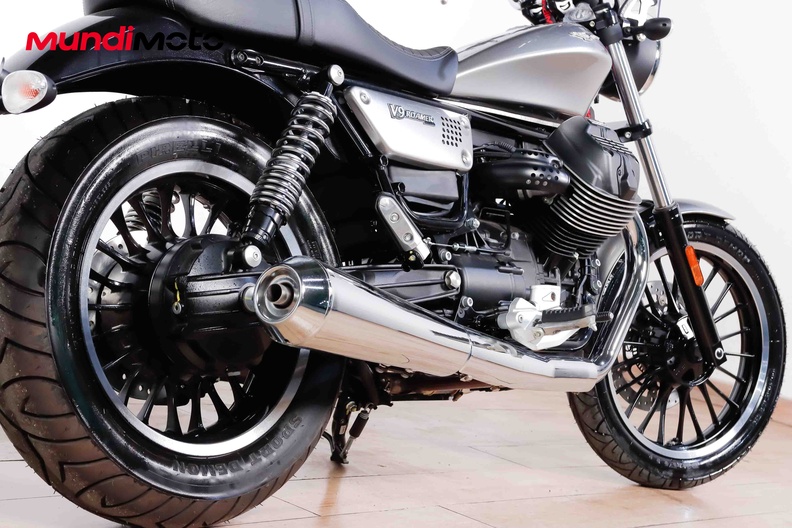 Motorbike image 3