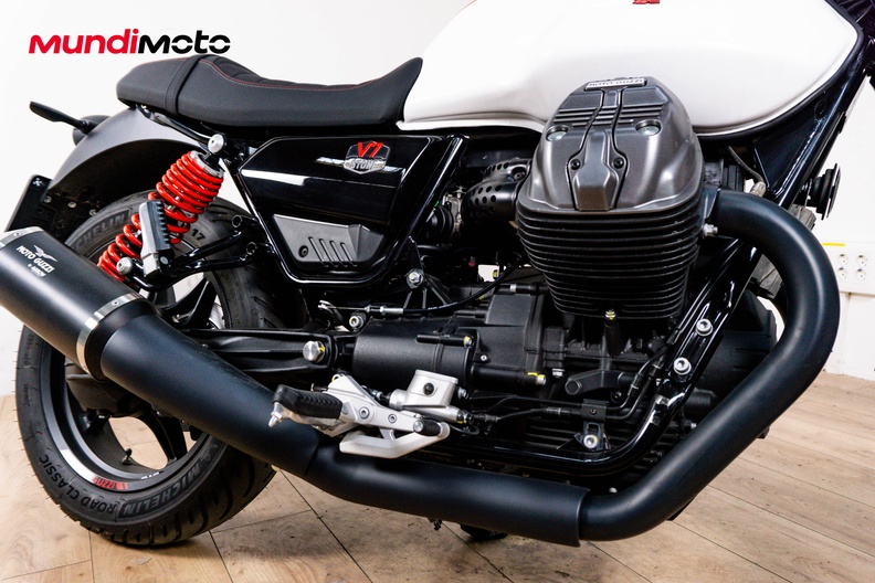 Motorbike image 4