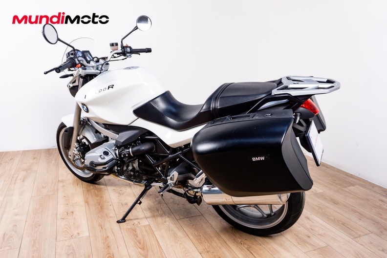 Motorbike image 7