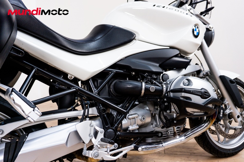 Motorbike image 3