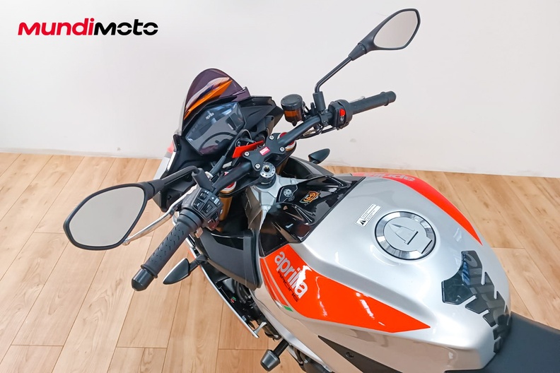 Motorbike image 10