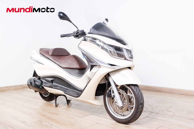 Motorbike image 1