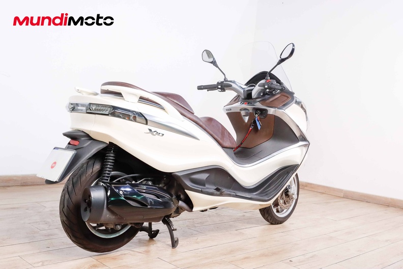 Motorbike image 2