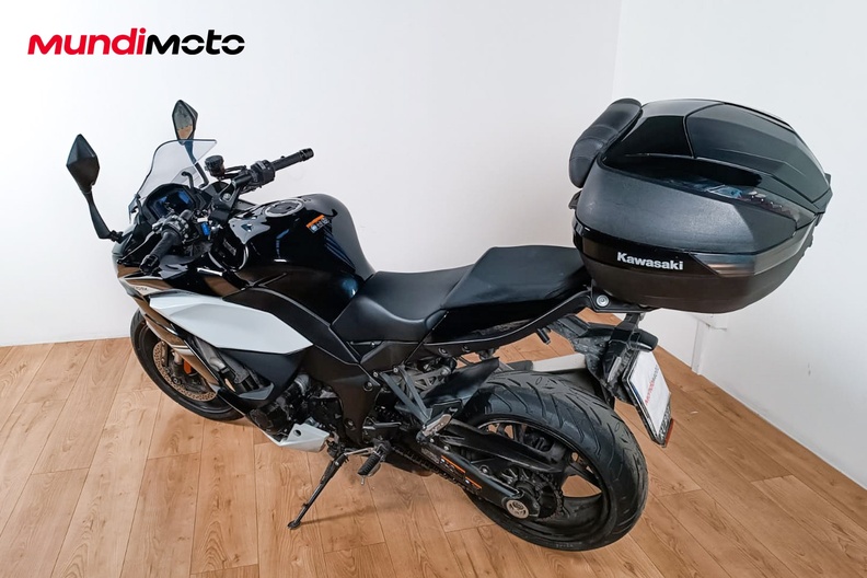 Motorbike image 6