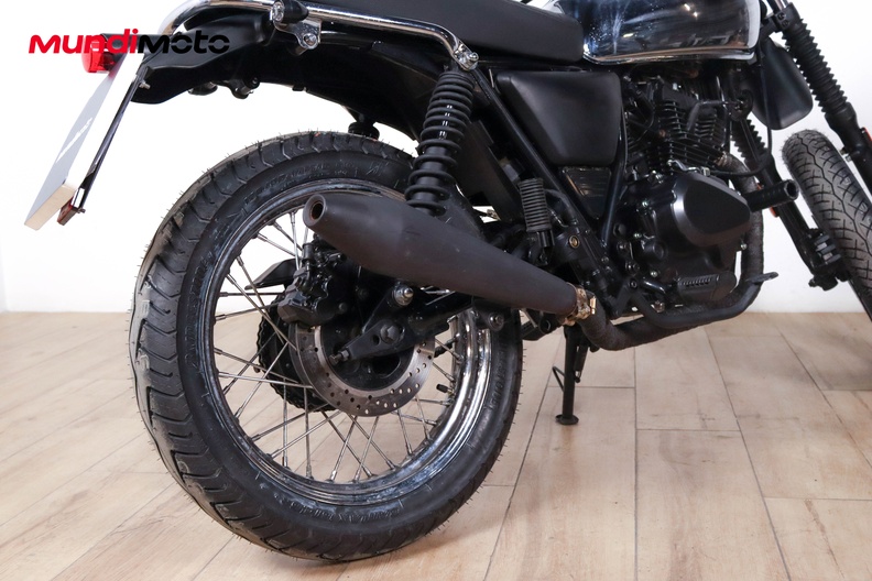 Motorbike image 3