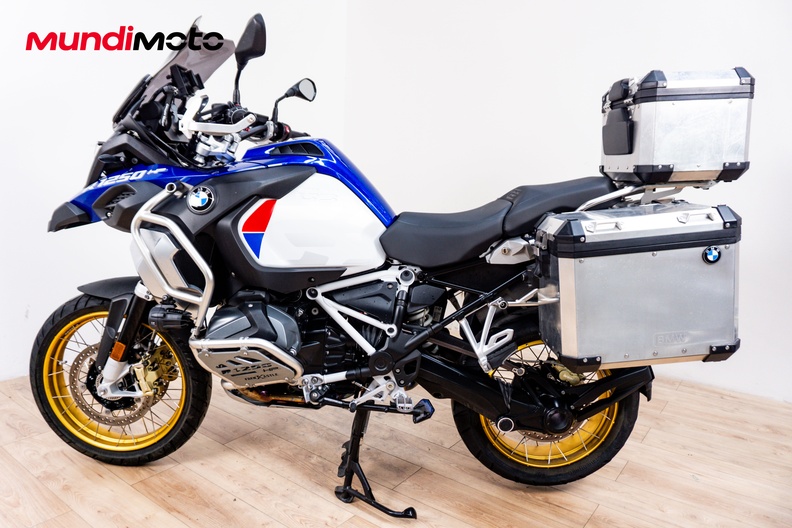 Motorbike image 5