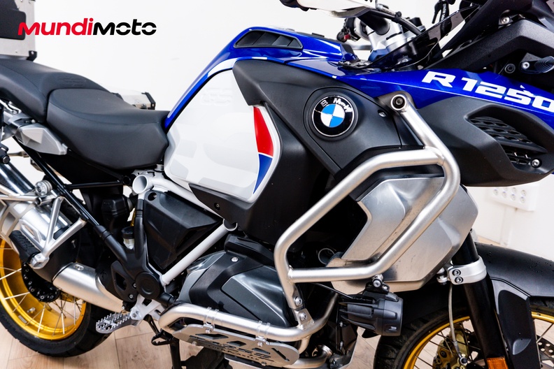 Motorbike image 4