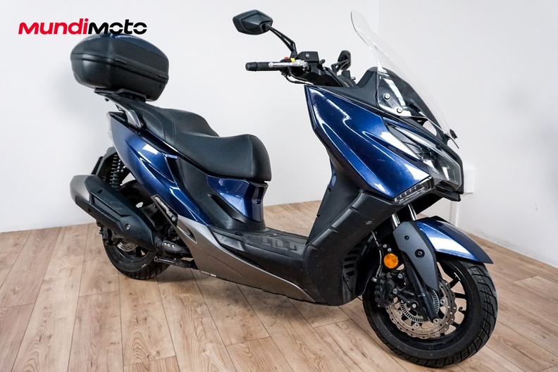Motorbike image 1