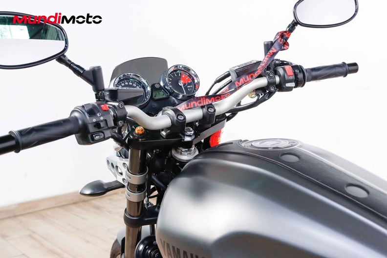 Motorbike image 10