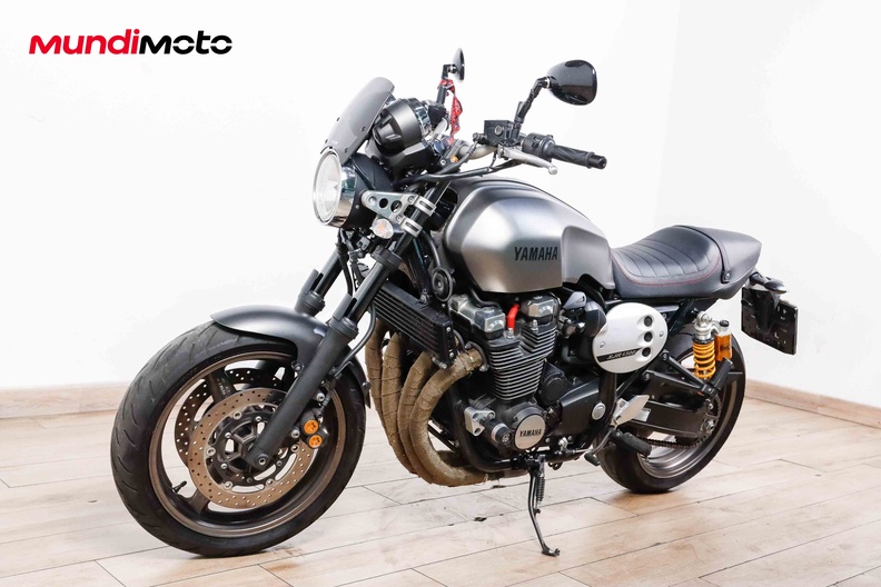 Motorbike image 6