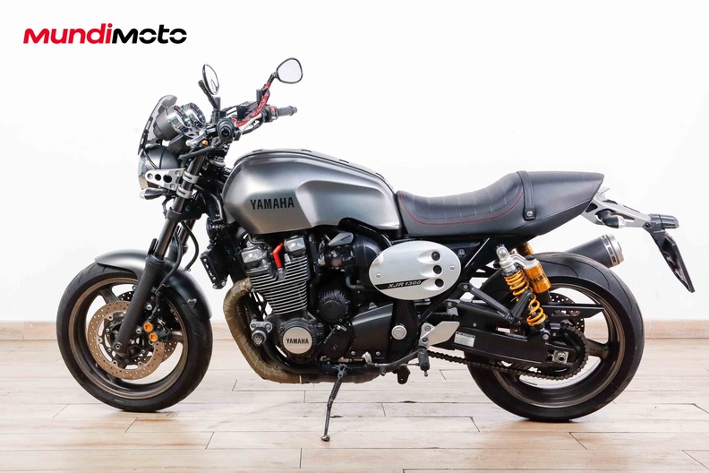 Motorbike image 5