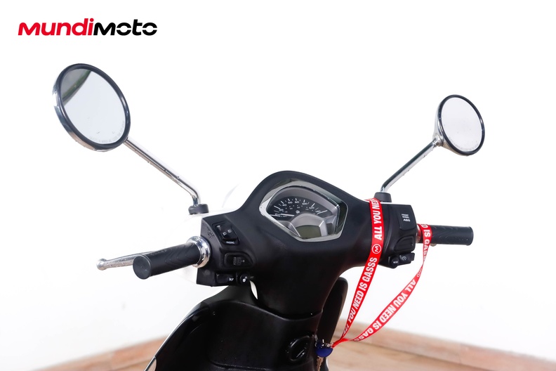 Motorbike image 10