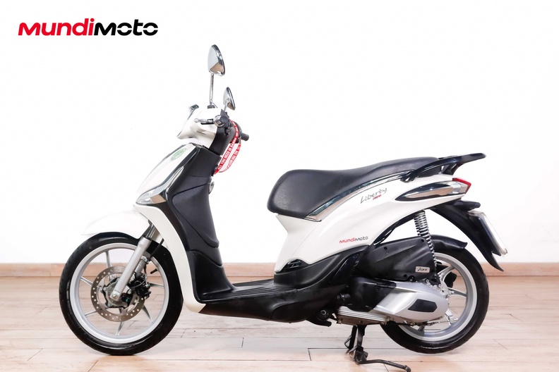 Motorbike image 5