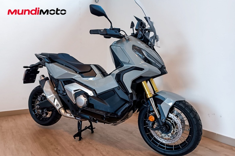 Motorbike image 1