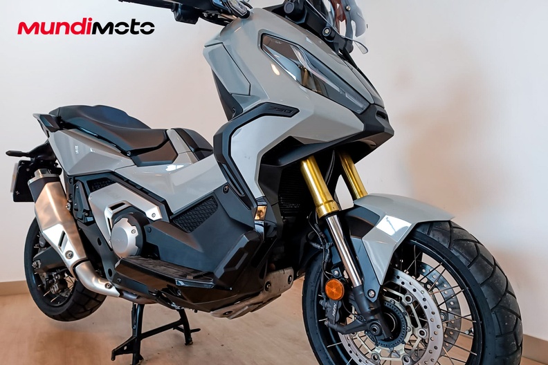 Motorbike image 4