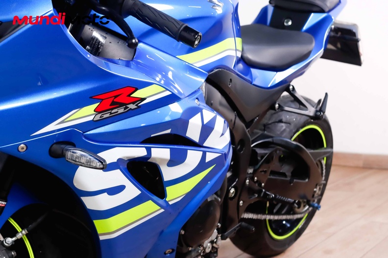 Motorbike image 8