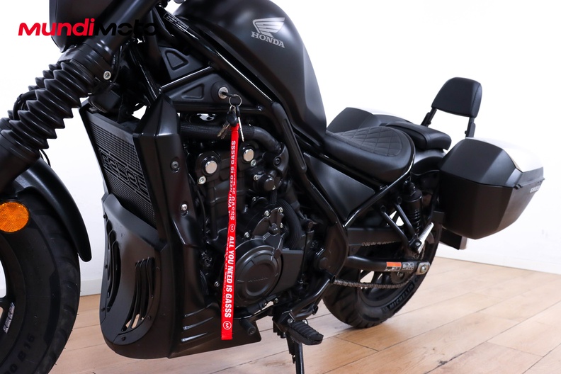 Motorbike image 8