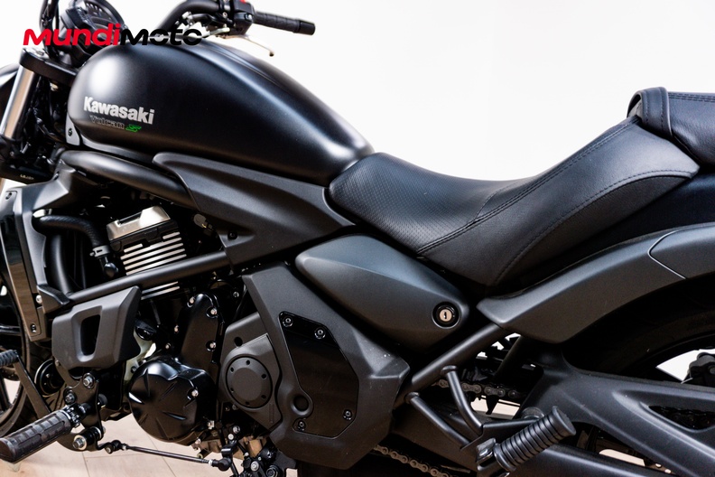 Motorbike image 8