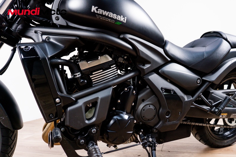 Motorbike image 9