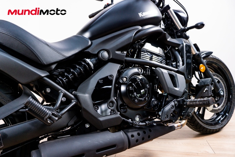 Motorbike image 3