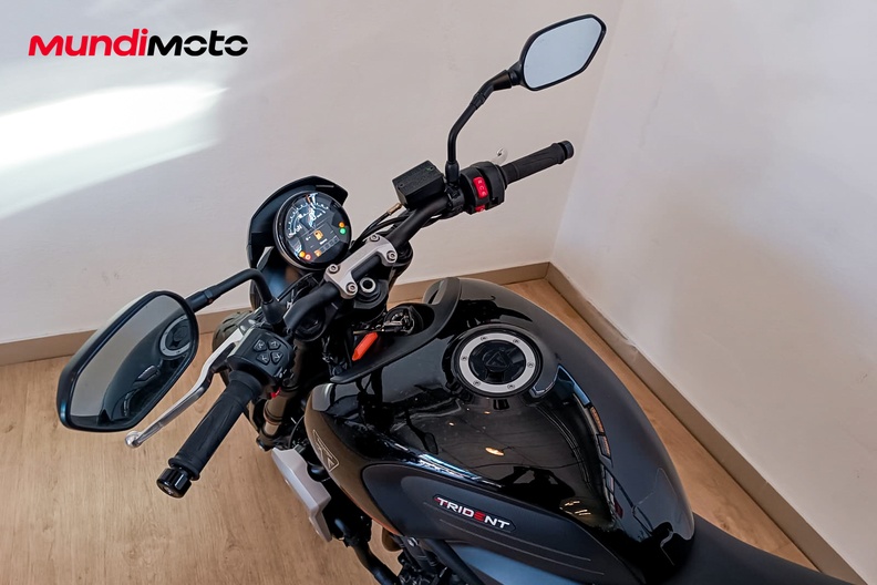 Motorbike image 10