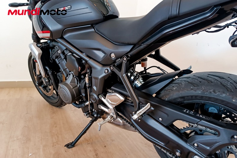 Motorbike image 8