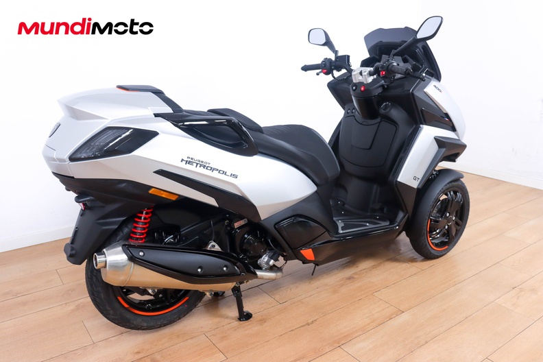 Motorbike image 2