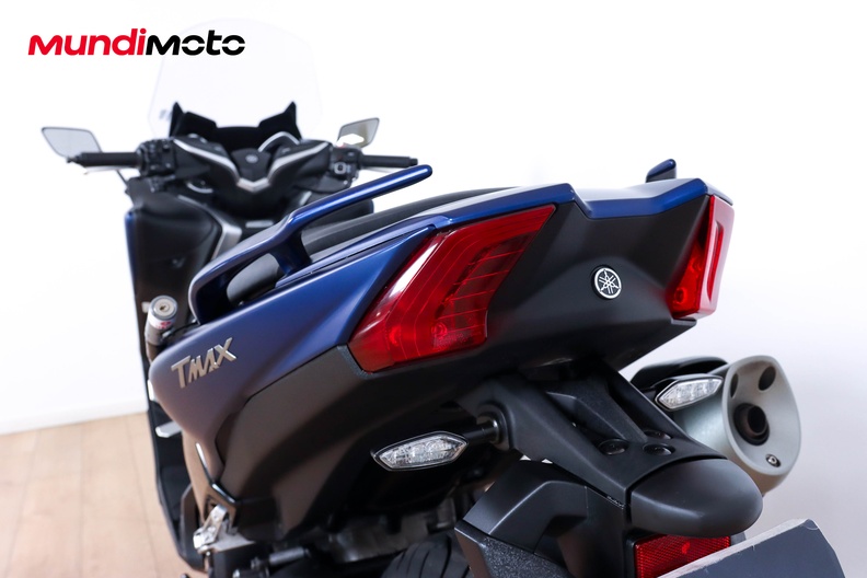 Motorbike image 9