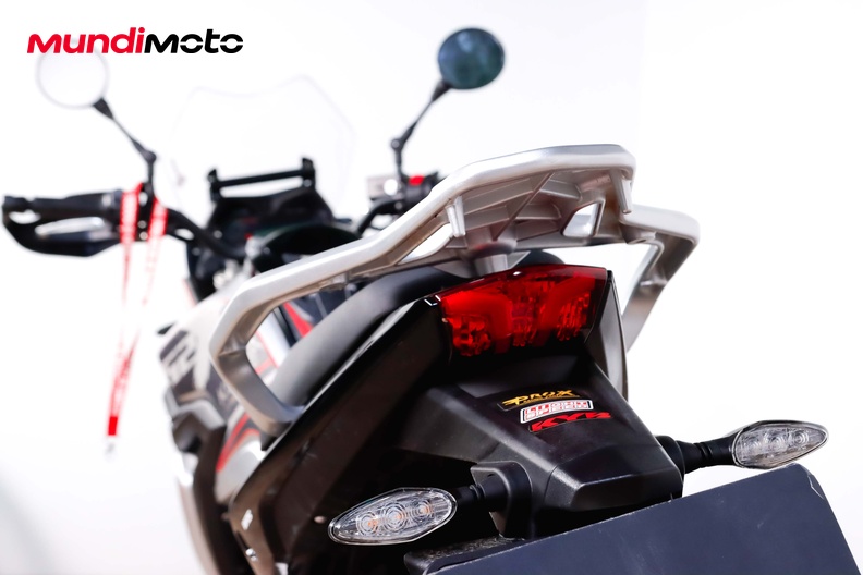 Motorbike image 9