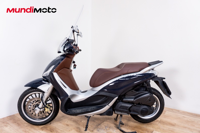 Motorbike image 5
