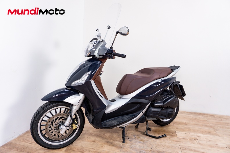 Motorbike image 6