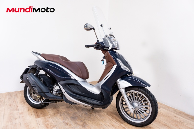 Motorbike image 1