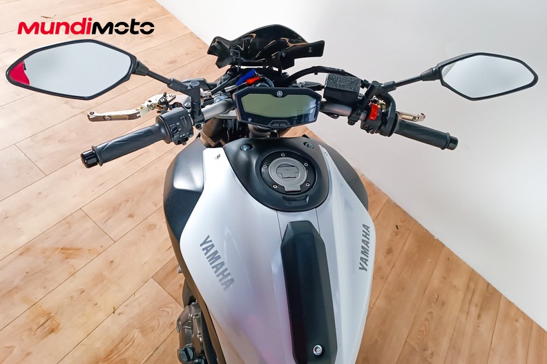 Motorbike image 10
