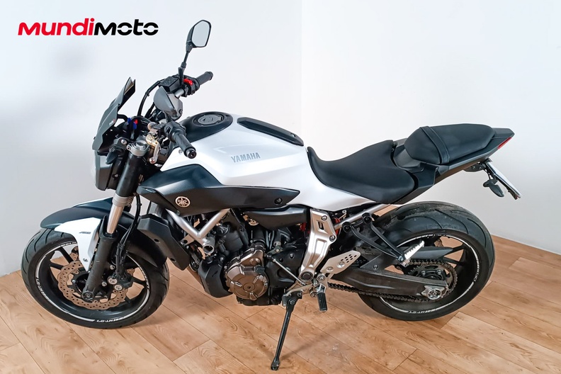 Motorbike image 5