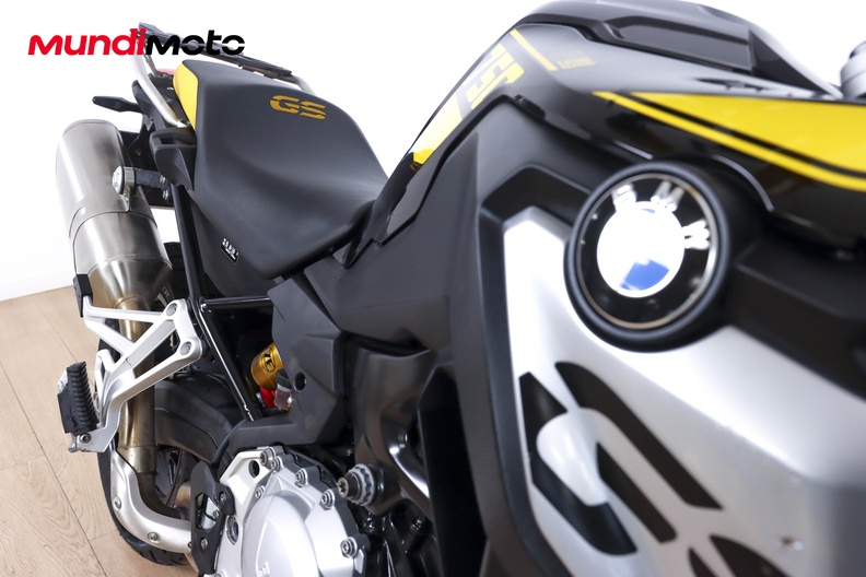 Motorbike image 12