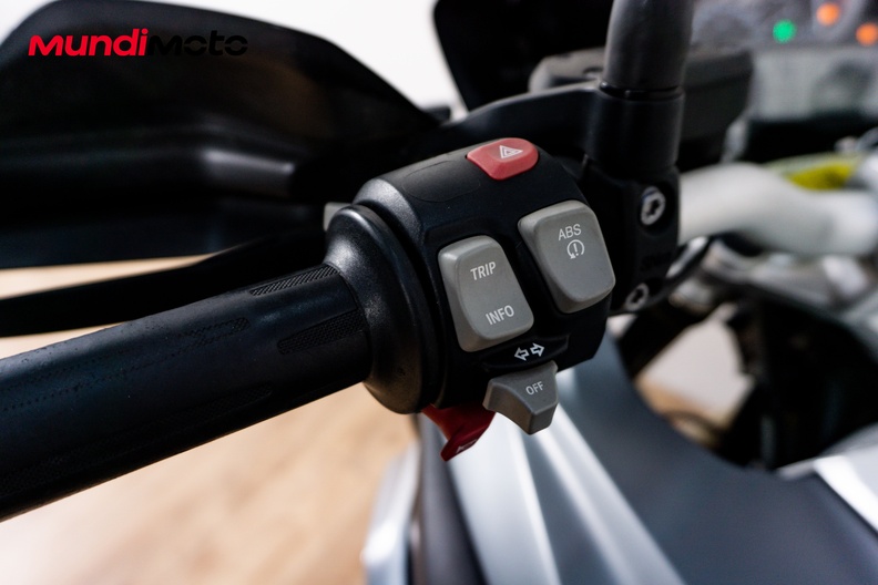 Motorbike image 12