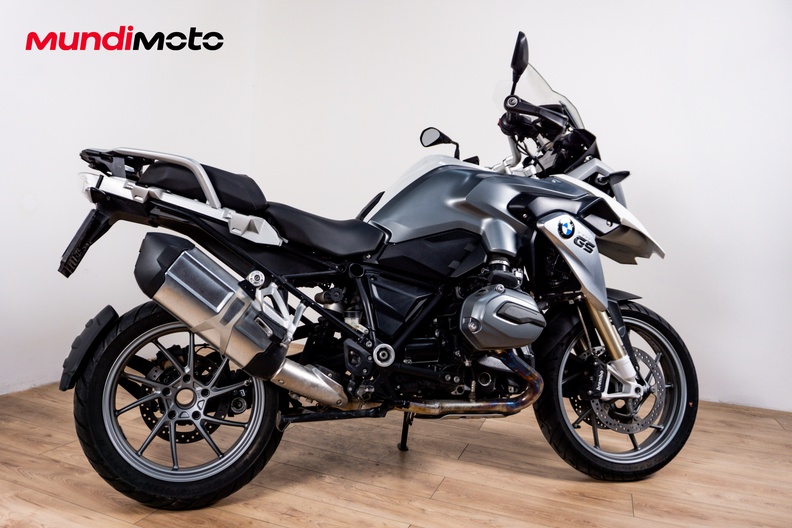 Motorbike image 2
