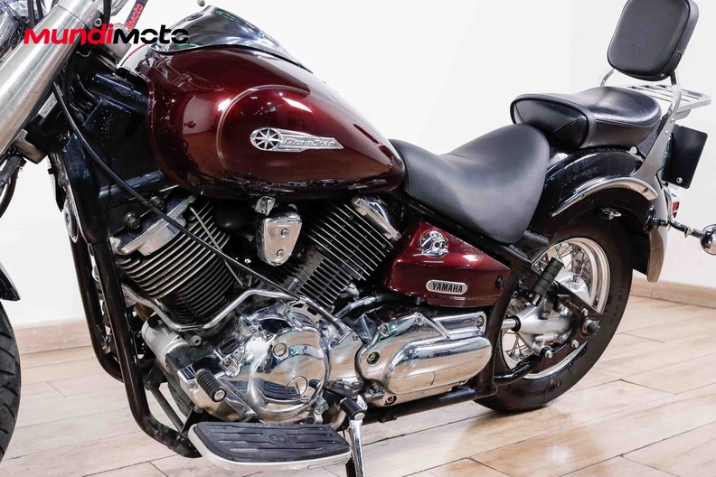 https://assets.mundimoto.com/images/1f9c2d23-a0c7-4b5b-b4f7-6f69203ca060/LEFT_FRONT_DETAIL-0_medium.jpg