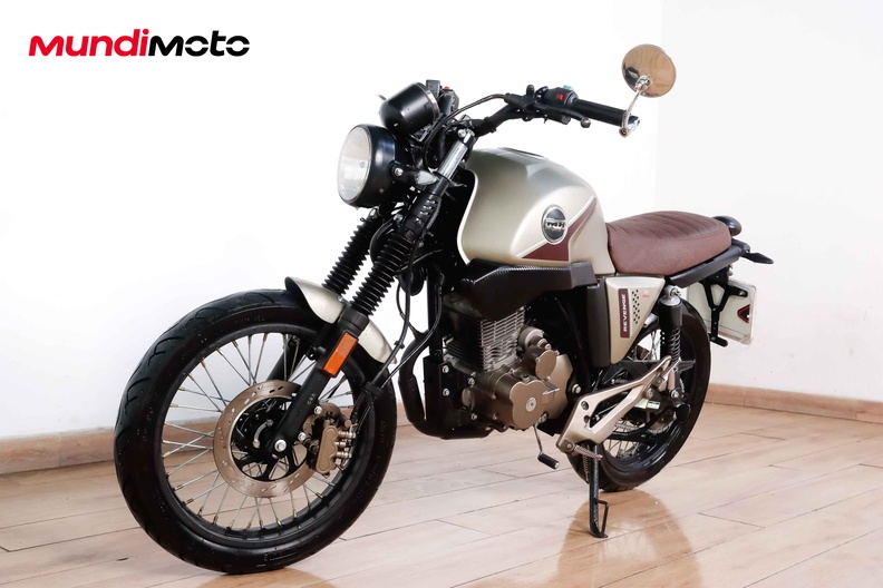 Motorbike image 7