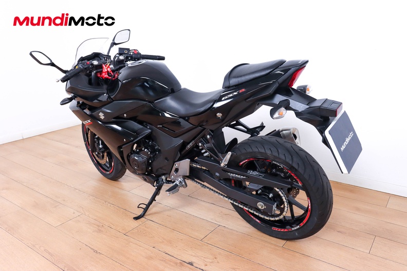 Motorbike image 6