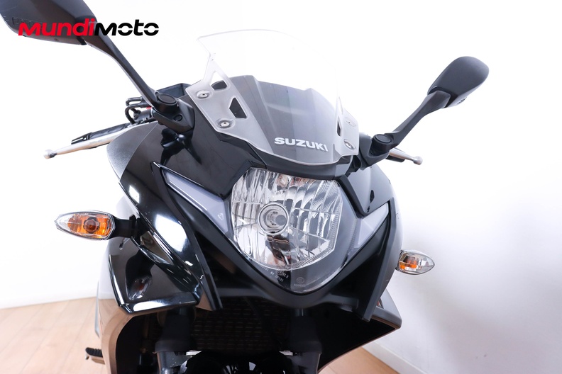Motorbike image 4