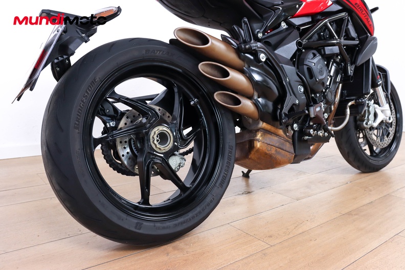 Motorbike image 3